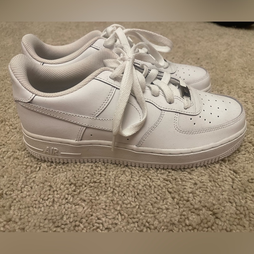 Nike Air Force 1 ‘07 Grade School Youth Size 5.5 Brand New Without Tags